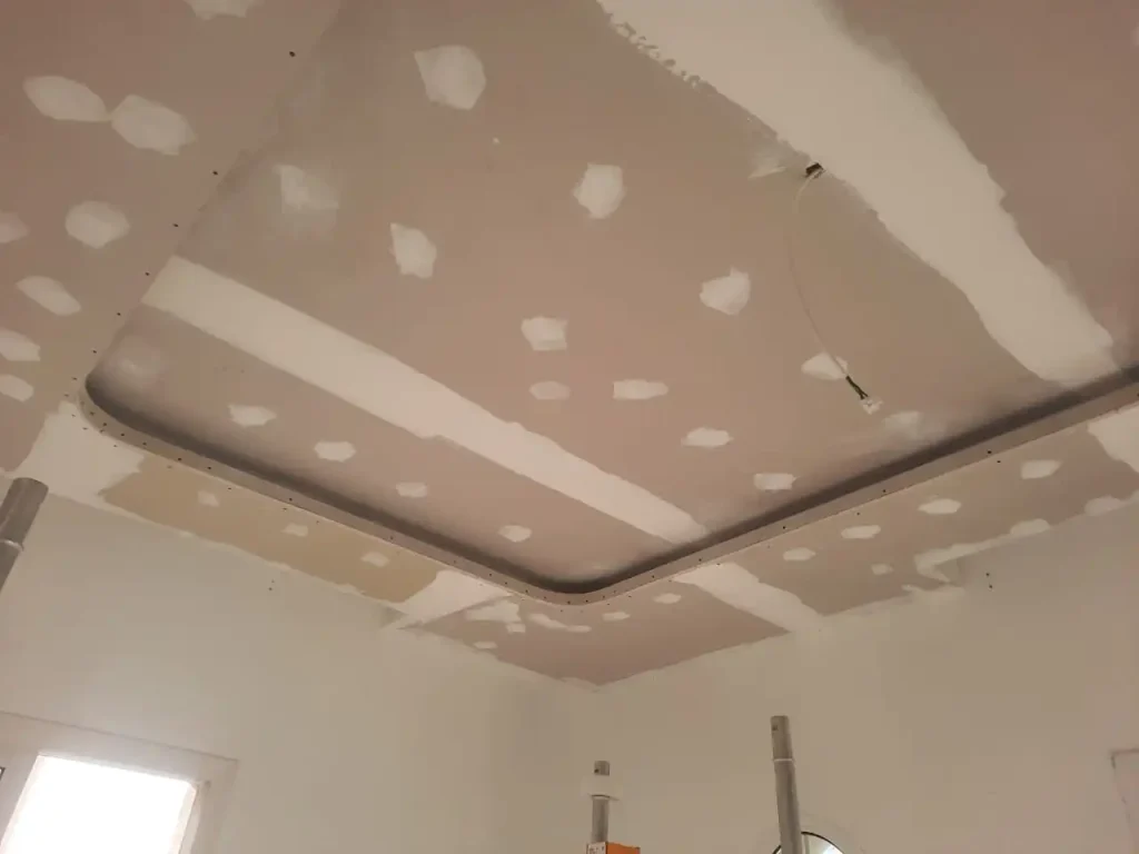 Home 16 Cracks and joints filling by FIXUAE.